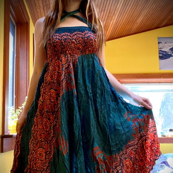 beach dress an skirt - Picture 3 of 6